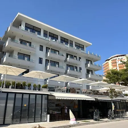 Diamond Golden 3 * Sarandë