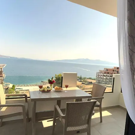 Diamond Golden 3 * Saranda