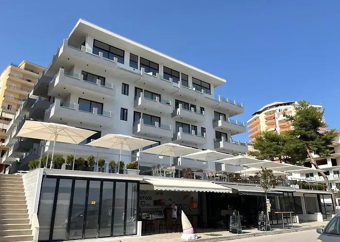 Diamond Golden 3 * סרנדה