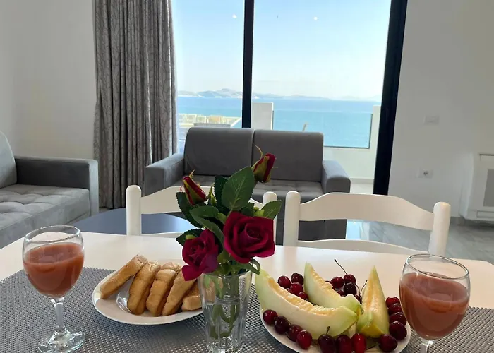 Diamond Golden 3 * סרנדה