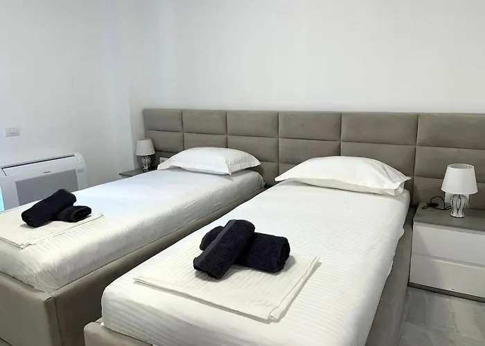 Diamond Golden 3 דירה סרנדה